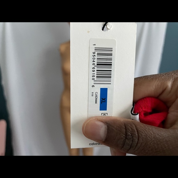 Ribbed graphic bodycon dress - Picture 6 of 8